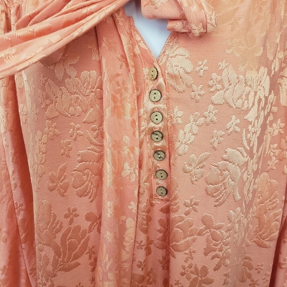 Free People NWOT Women's Small Peach Orange Long Sleeve Blouse Oversized Boho - Picture 7 of 9